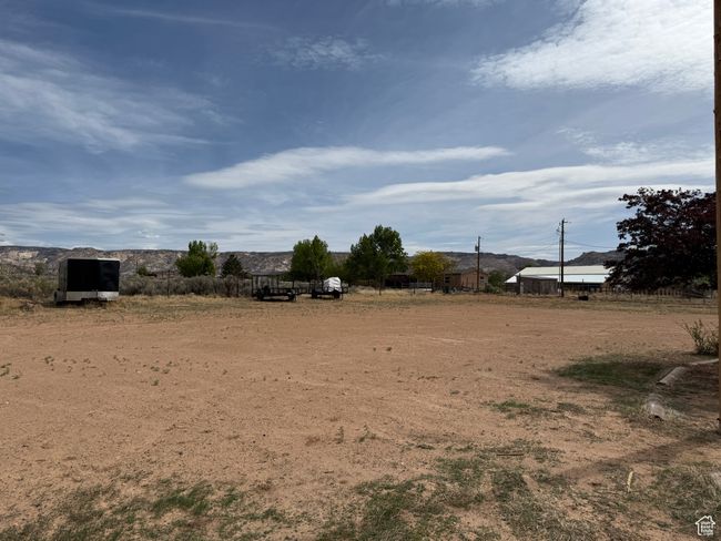 View of yard | Image 18