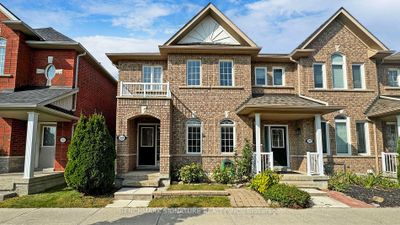 2030 Bur Oak Ave, Home with 3 bedrooms, 4 bathrooms and 3 parking in Markham ON | Image 1