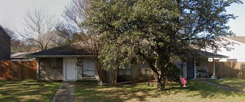 524 Towne House Ln, Richardson, TX, 75081-3528 | Card Image