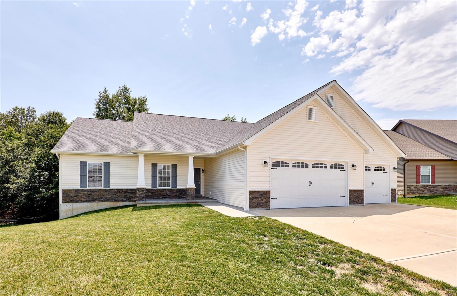 Cass Dr, Troy, MO 63379
