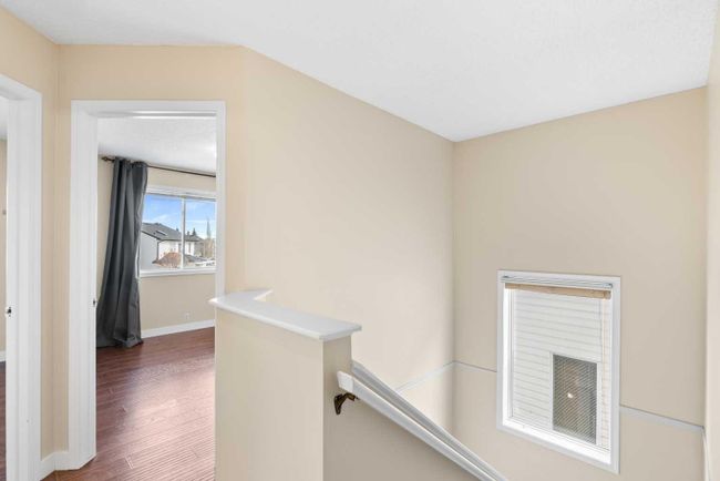 16 Hidden Valley Link Nw, Home with 3 bedrooms, 2 bathrooms and 2 parking in Calgary AB | Image 21