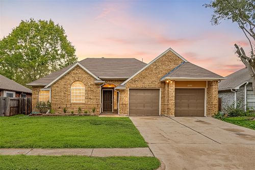 13735 Sablegarden Ln, Houston, TX, 77014-2057 | Card Image