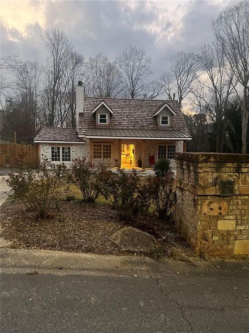 5495 Arrowhead Dr, Acworth, GA, 30102-5922 | Card Image