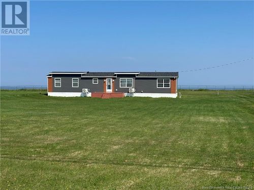 493 Rue Acadie, Grande Anse, NB, E8N1E7 | Card Image