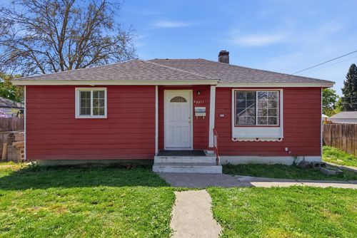 2211 W W Rowan Ave Ave, Spokane, WA, 99205 | Card Image
