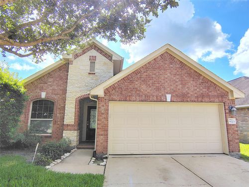 9723 Opal Rock Dr, Rosharon, TX, 77583-2502 | Card Image