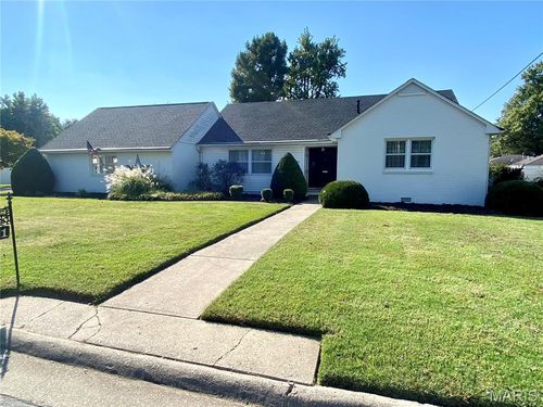 201 S Clayton St, Charleston, MO, 63834-1405 | Card Image