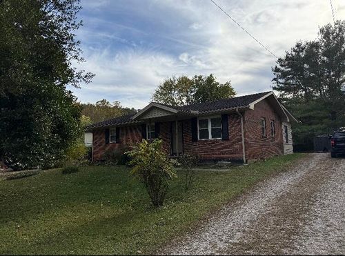 47 Valley View Rd, Frenchburg, KY, 40322-8418 | Card Image