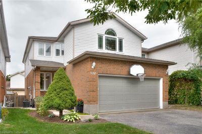 532 Silvermeadow Pl, House other with 5 bedrooms, 3 bathrooms and 4 parking in Waterloo ON | Image 3