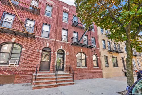 3155 35th St, Astoria, NY, 11106-1591 | Card Image
