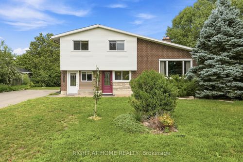 2346 Edwin Cres, Ottawa, ON, K2C1H7 | Card Image