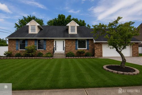 99 Anderson Ave, Monroe, NJ, 08831-2486 | Card Image
