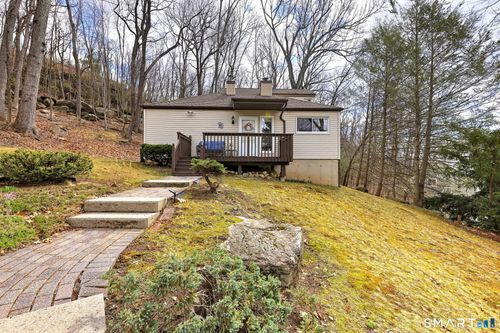 41 Chatham Ln, Bristol, CT, 06010-5275 | Card Image