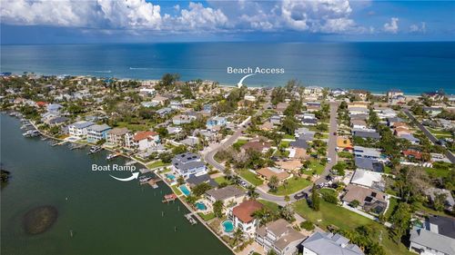 112 7th St, BELLEAIR BEACH, FL, 33786-3219 | Card Image