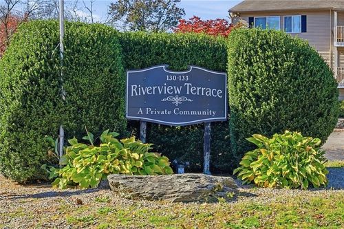 7-131 Fordson Ave, Cranston, RI, 02910-5971 | Card Image