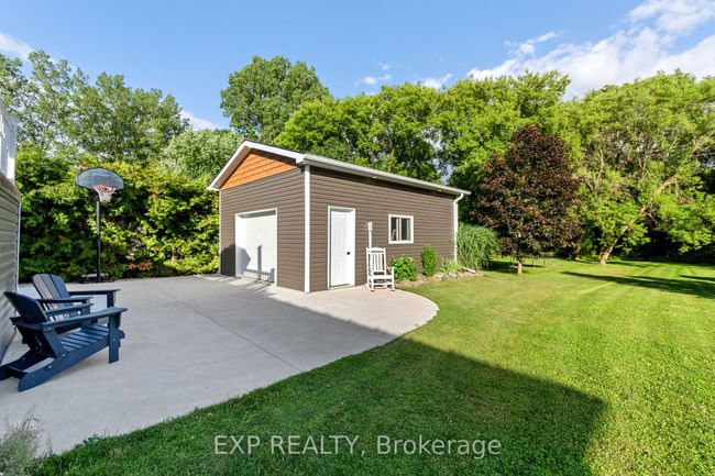 8033 Willsie Line, House other with 4 bedrooms, 2 bathrooms and 4 parking in Thedford ON | Image 41