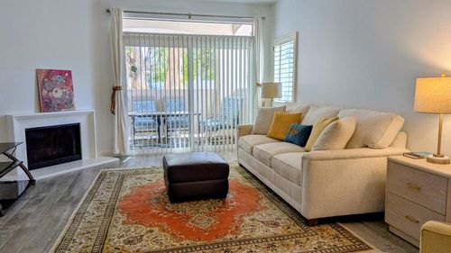 358 Villa Point Dr, Newport Beach, CA, 92660-6245 | Card Image