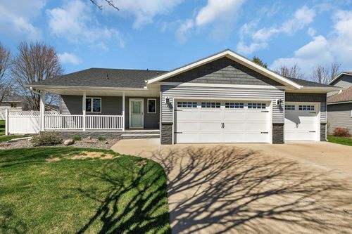 614 Lake Anna Dr, Avon, MN, 56310-9506 | Card Image