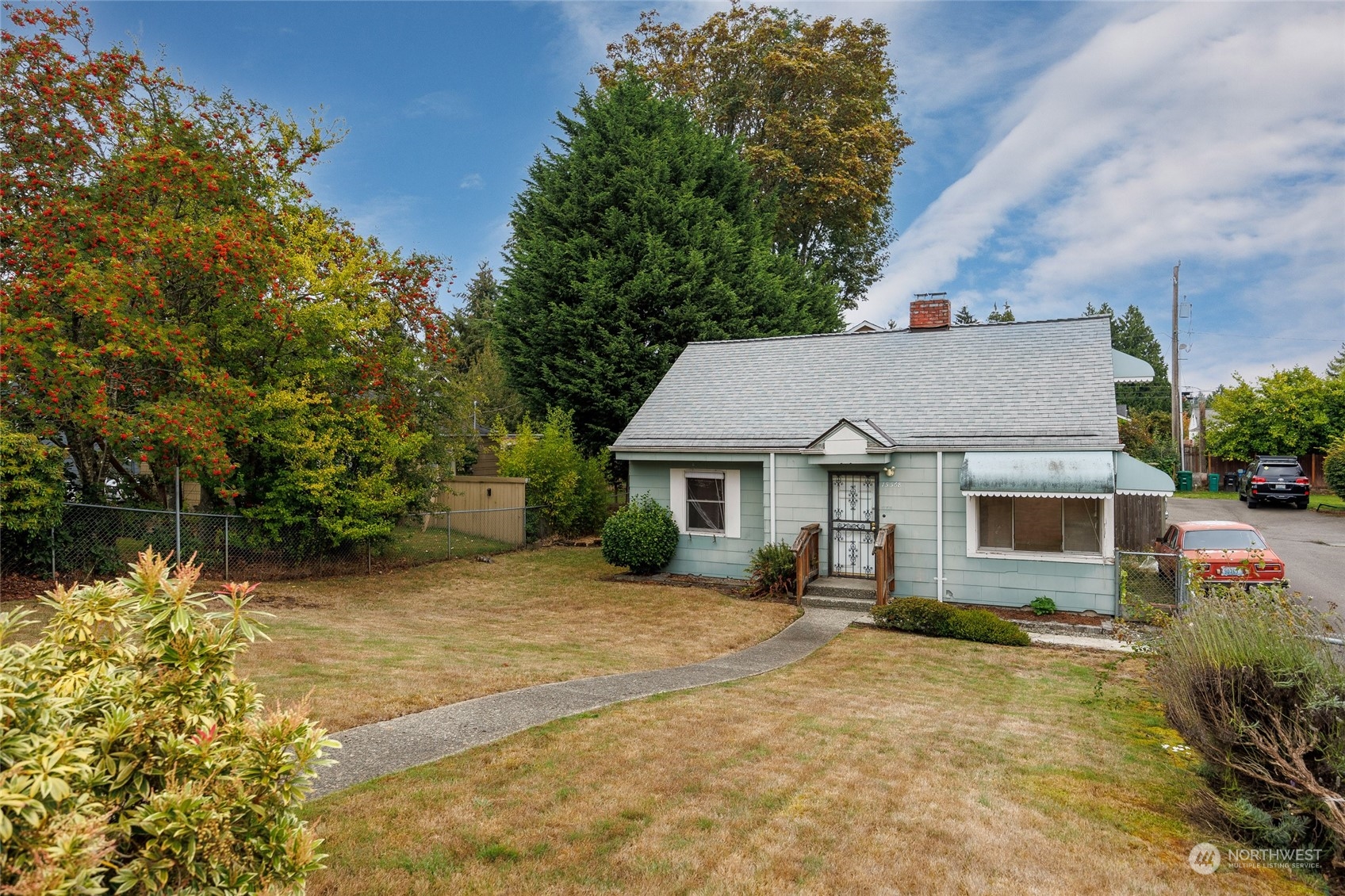 8th Ave, Shoreline, WA 98155