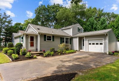 71 Acre Avenue, House other with 2 bedrooms, 1 bathrooms and 5 parking in Barrington RI | Image 1