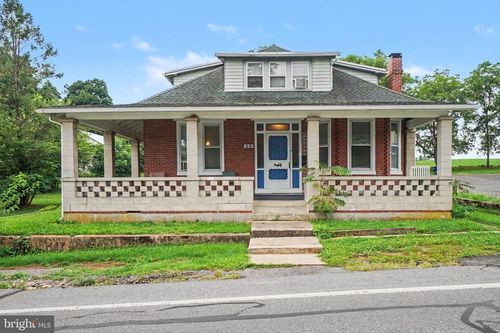 108 W W Main Street, FAYETTEVILLE, PA, 17222 | Card Image