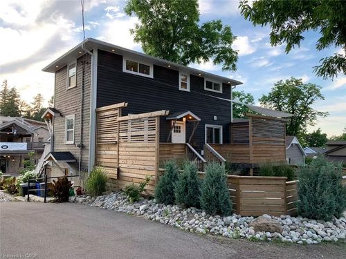 2-426 Wilson St E, Ancaster, ON, L9G2C3 | Card Image