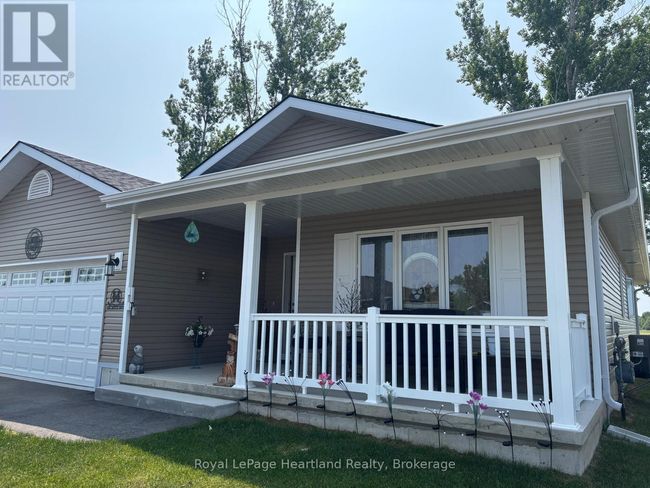 273 Lake Breeze Dr, House other with 2 bedrooms, 2 bathrooms and 3 parking in Goderich ON | Image 6
