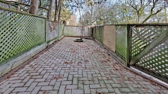 2 Sandringham Dr, House other with 4 bedrooms, 3 bathrooms and 6 parking in North York ON | Image 36