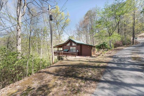 746 High Ridge Rd, Murphy, NC, 28906-4250 | Card Image