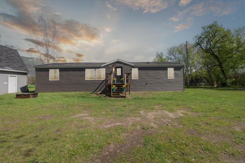 10343 E Pakes Rd, Crystal, MI, 48818-9739 | Card Image