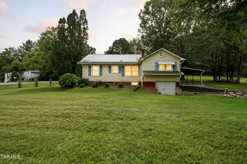 1960 Dave Buck Rd, Johnson City, TN, 37601-7006 | Card Image