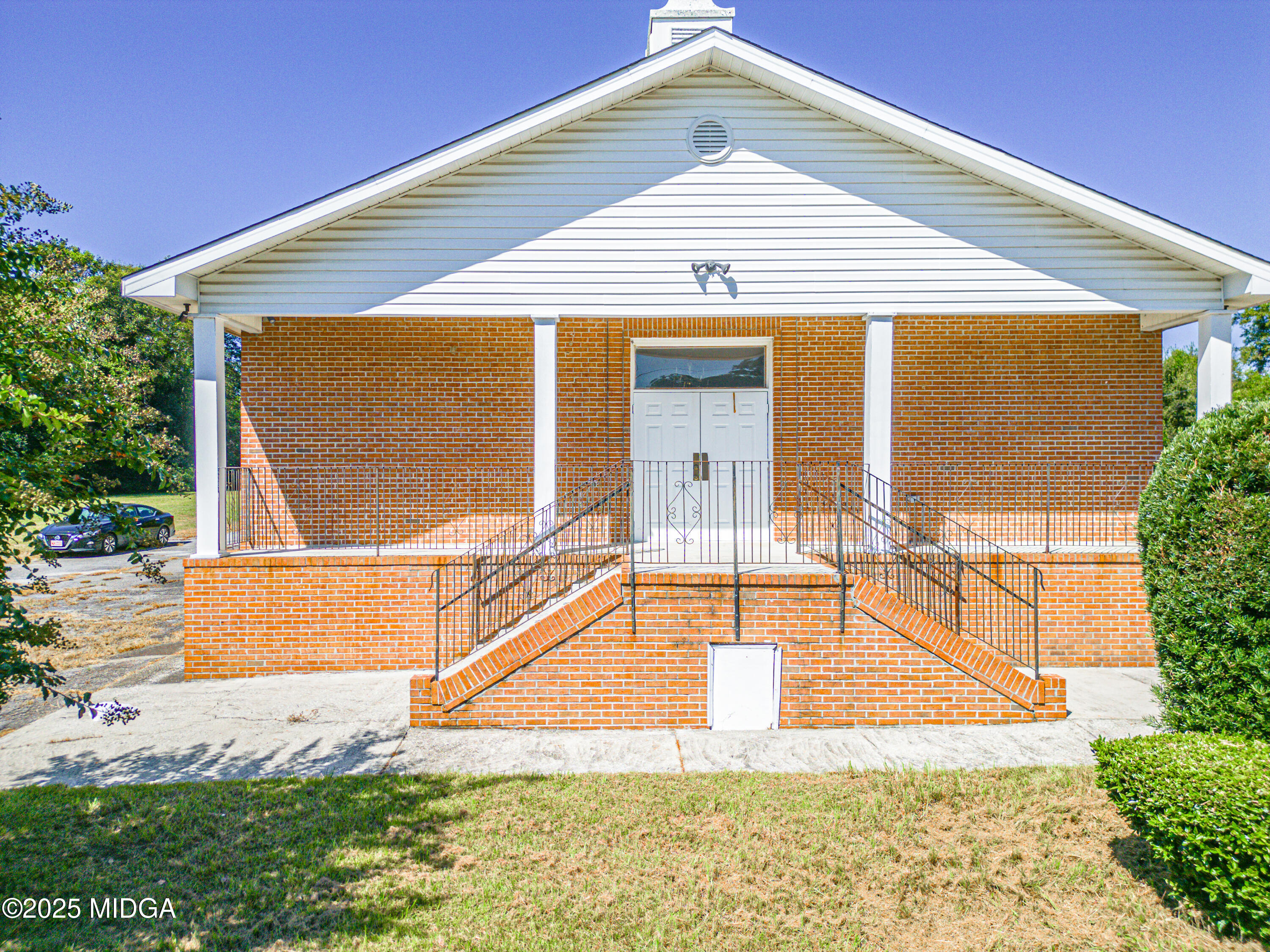 Commercial Sale in Macon 3