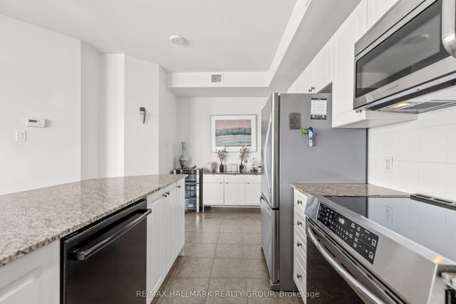 1304 - 90 Landry St, Condo with 2 bedrooms, 2 bathrooms and null parking in Vanier ON | Image 10