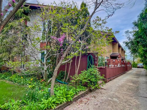 apt-e-311 S Vine Ave, Park Ridge, IL, 60068-4197 | Card Image