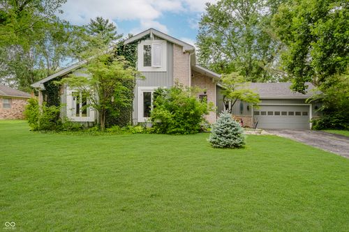 8038 Teel Way, Indianapolis, IN, 46256-1641 | Card Image