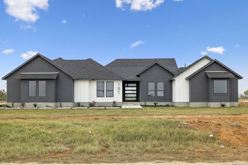 187 Hidden Ranch Ct, Floresville, TX, 78114-0059 | Card Image