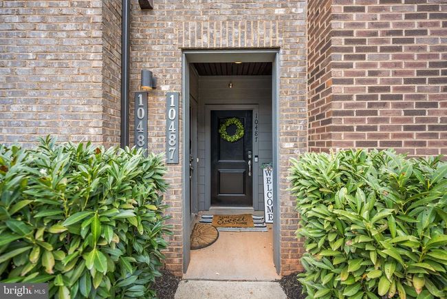 10487 Ratcliffe Trl, Townhouse with 3 bedrooms, 3 bathrooms and null parking in MANASSAS VA | Image 4