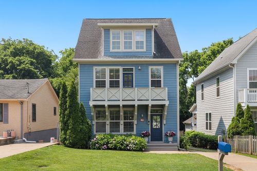 124 Creighton Ave, Nashville, TN, 37206-2204 | Card Image