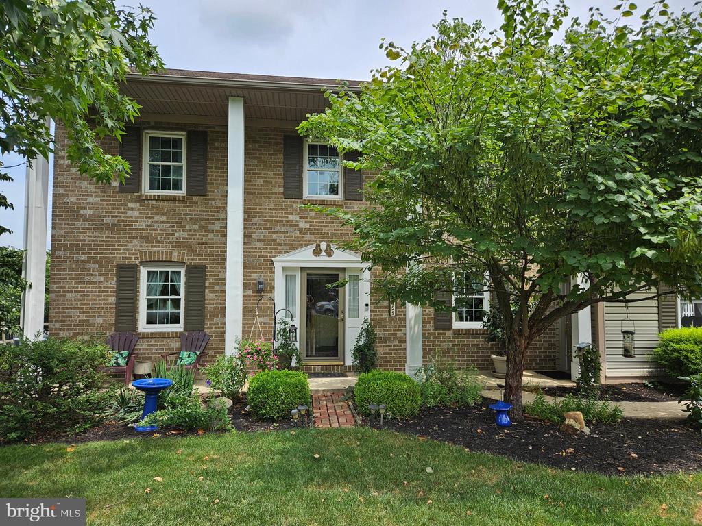 Fairview Ave, Chambersburg, PA 17202
