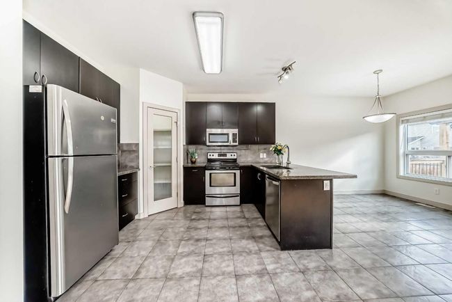 66 Everwoods Link Sw, House other with 3 bedrooms, 4 bathrooms and 4 parking in Calgary AB | Image 4