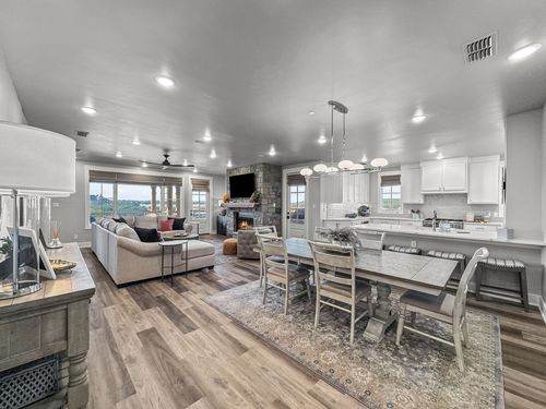 203-1673 Scenic Dr, Graford, TX, 76449-5563 | Card Image