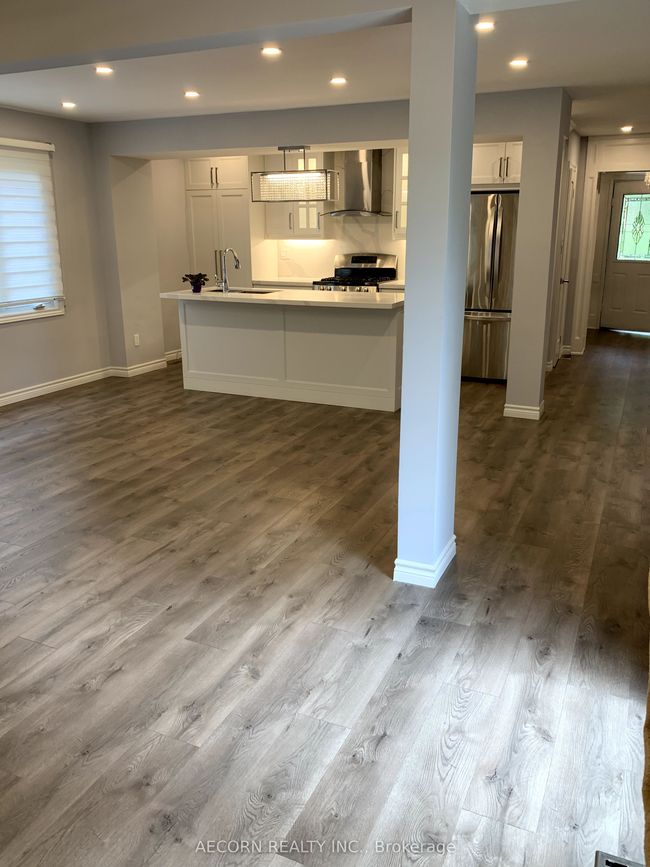 203 John Bowser Cres, House other with 4 bedrooms, 4 bathrooms and 4 parking in Newmarket ON | Image 9