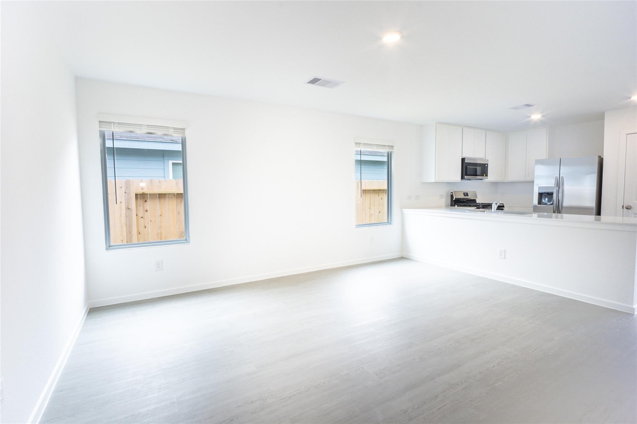 Residential Lease in Conroe 2