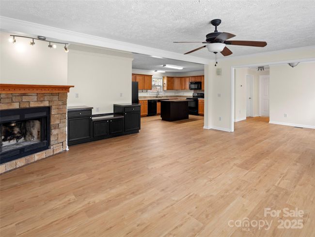 530 Gilreath Loop Rd, House other with 3 bedrooms, 2 bathrooms and null parking in Mills River NC | Image 8