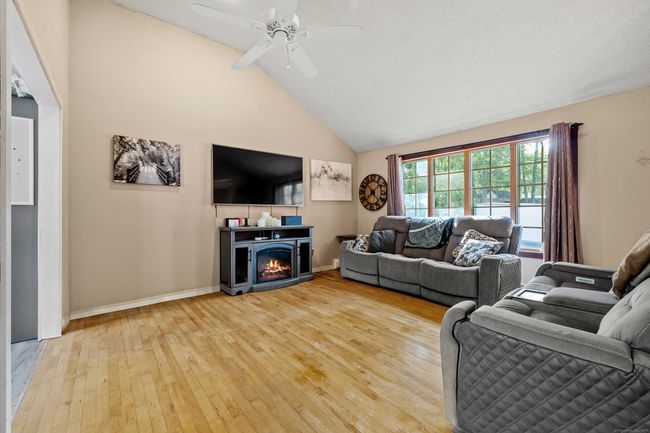 11 Osprey Ln, House other with 3 bedrooms, 2 bathrooms and 2 parking in Niantic CT | Image 5