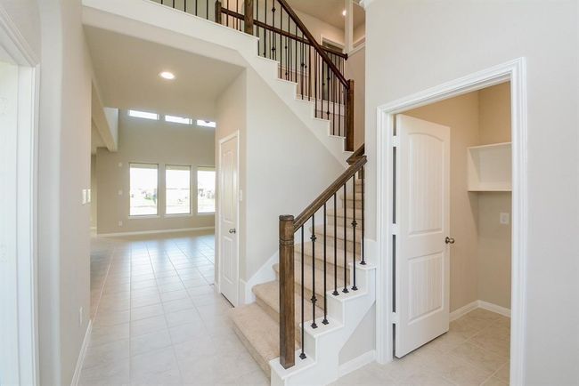 29639 Yaupon Shore Dr, House other with 4 bedrooms, 4 bathrooms and 2 parking in Spring TX | Image 4