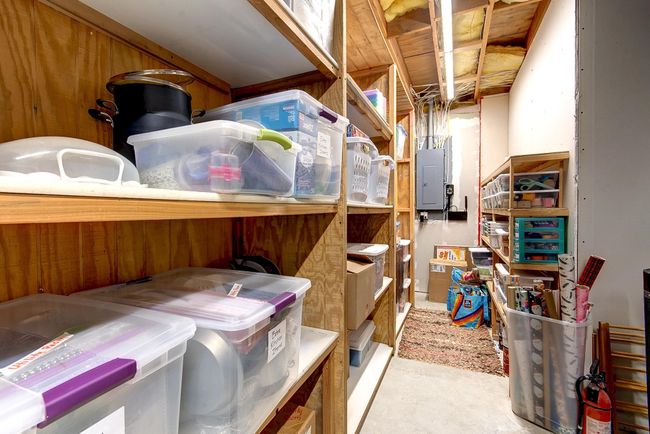 Tremendous storage room | Image 47