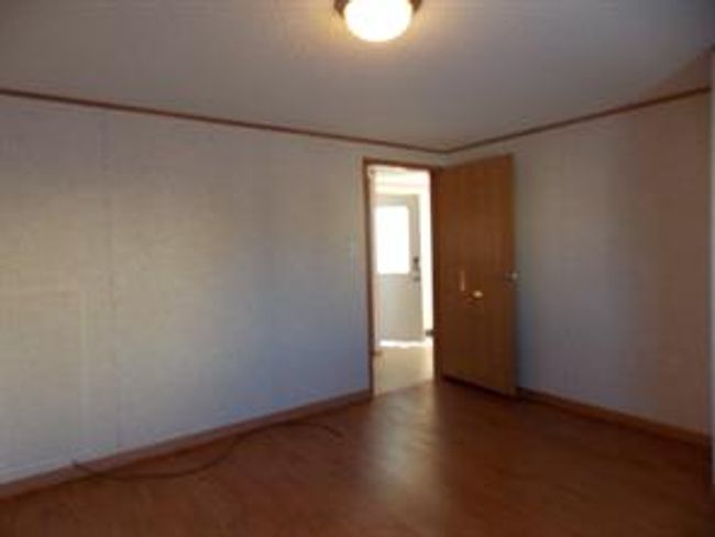 77 - 5210 65 Ave, Home with 3 bedrooms, 2 bathrooms and 3 parking in Olds AB | Image 32