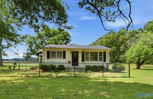 9347 Pulaski Pike, Toney, AL, 35773-8803 | Card Image