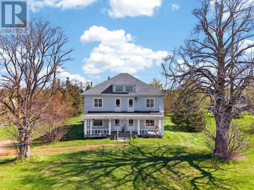 21720 Highway 1, Home with 6 bedrooms, 3 bathrooms and null parking in Albany PE | Card Image